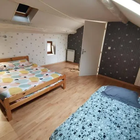 Maison Individuelle Au Coeur De * ミヨー
